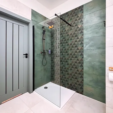 Mona Jezyce * Poznań